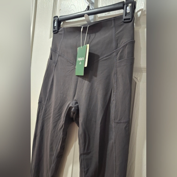 HALARA Women's Gray Joggers - Picture 2 of 6